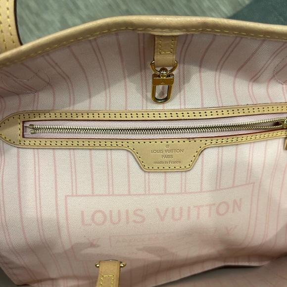 Louis Vuitton Neverfull Rose Ballerine MM White Damier Azur Canvas w RECEIPT - Picture 5 of 10